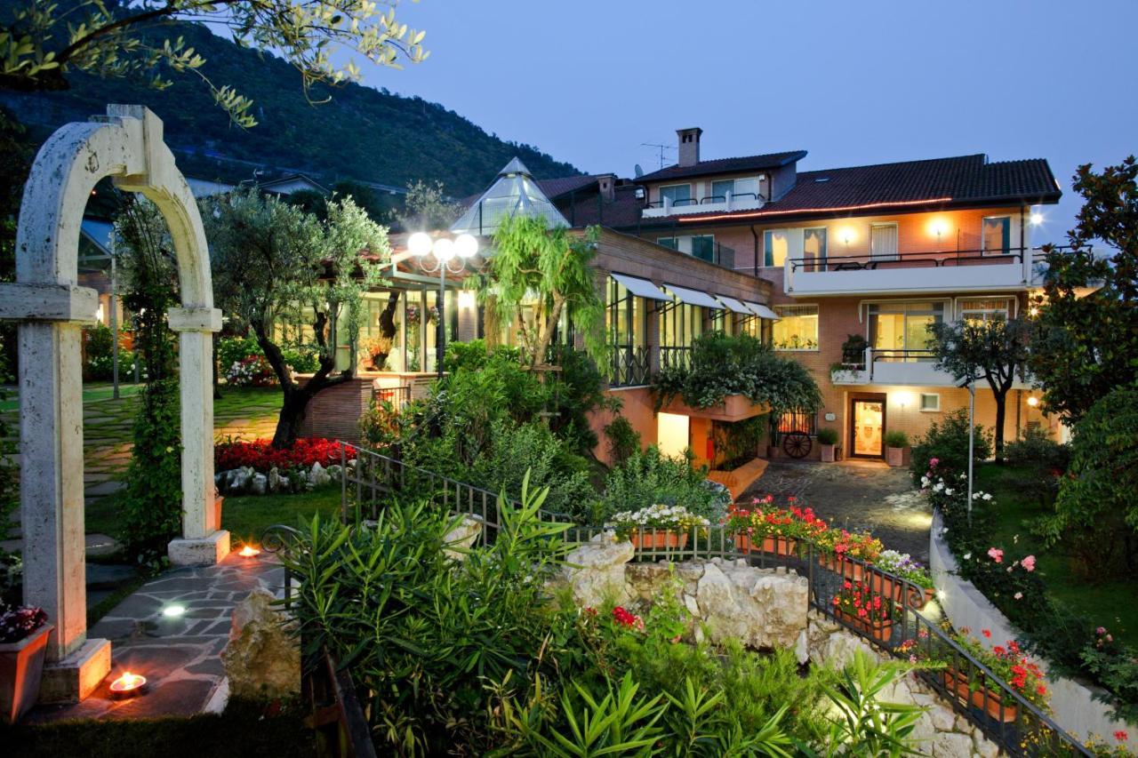 Hotel Des Reves SantʼElia Fiumerapido المظهر الخارجي الصورة